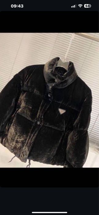 Пуховик /жилетка 2 в 1  Prada