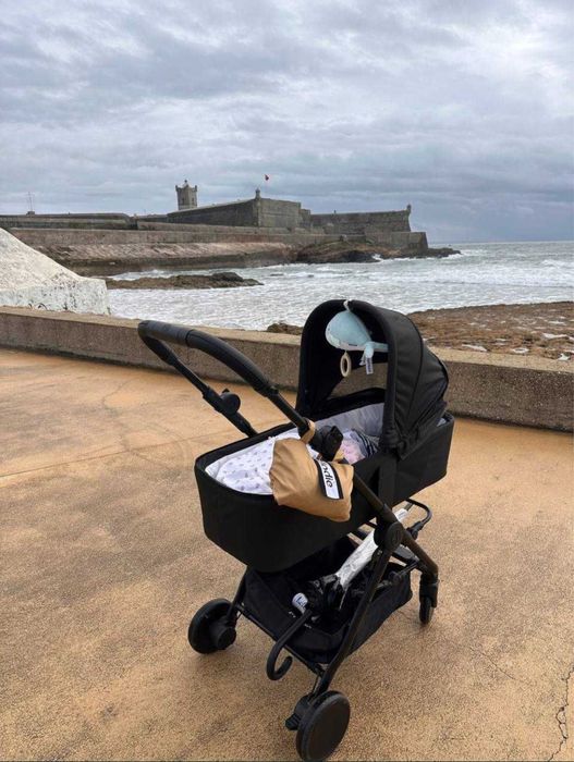 Elodie Mondo Stroller carry cot