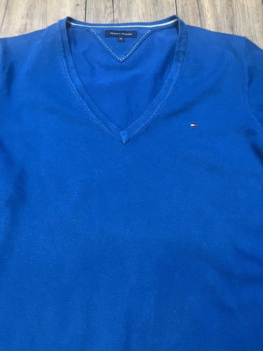 Bluzka sweterkowa z dekoltem w serek, Tommy Hilfiger