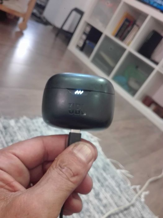 Caixa auriculares Jbl TUNE