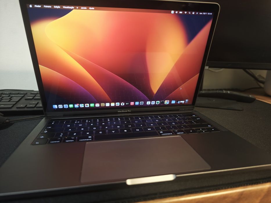 MacBook Pro 13" 2019 i5 8GB – BATERIA Original 30 ciclos como novocom