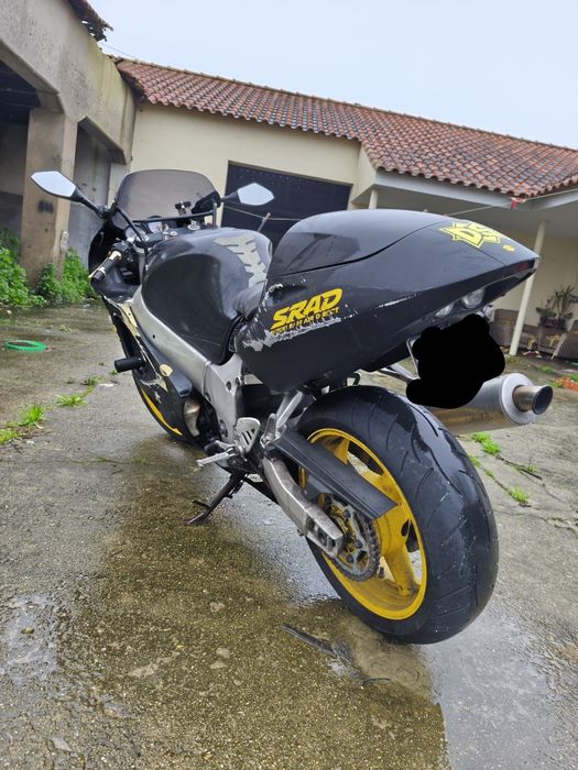 Vendo Moto Suzuki GSXR 600