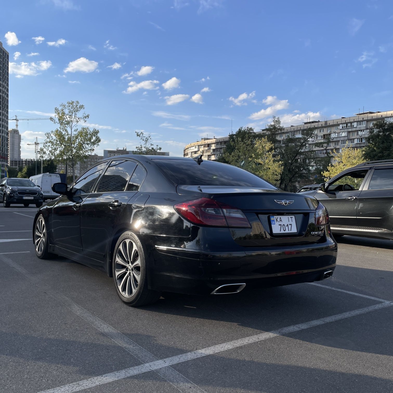 Hyundai genesis r spec 5 0 11 500 hyundai olx