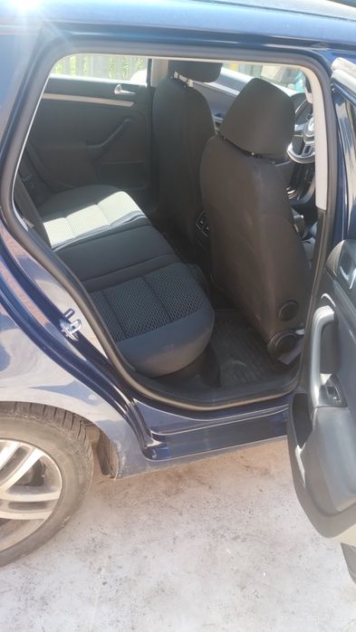 Volkswagen Golf VI
