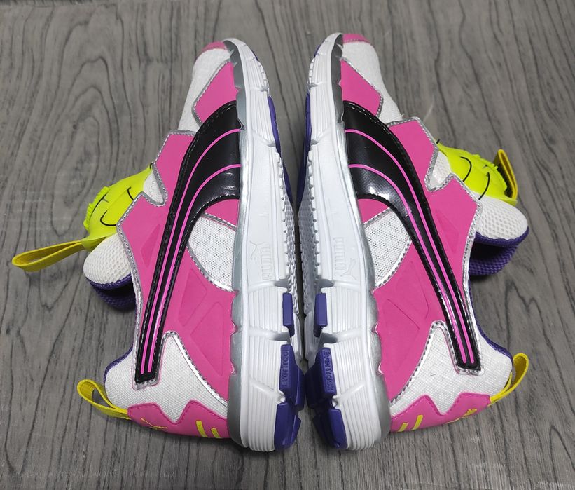 37,5 Puma оригінальні жіночі кросовки
