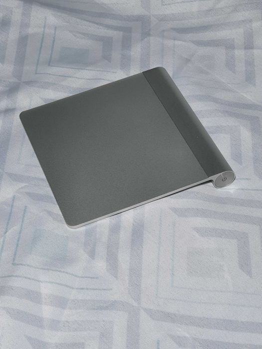 Wireless Apple Trackpad – Like New (Lightly Used)64586280762626120