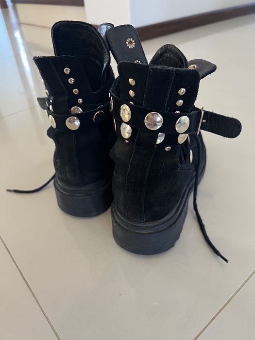 Botki trapery zamsz zamszowe Carinii workery