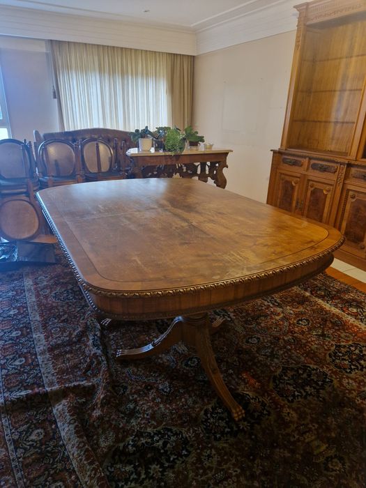 Estante / Aparador / Mesa