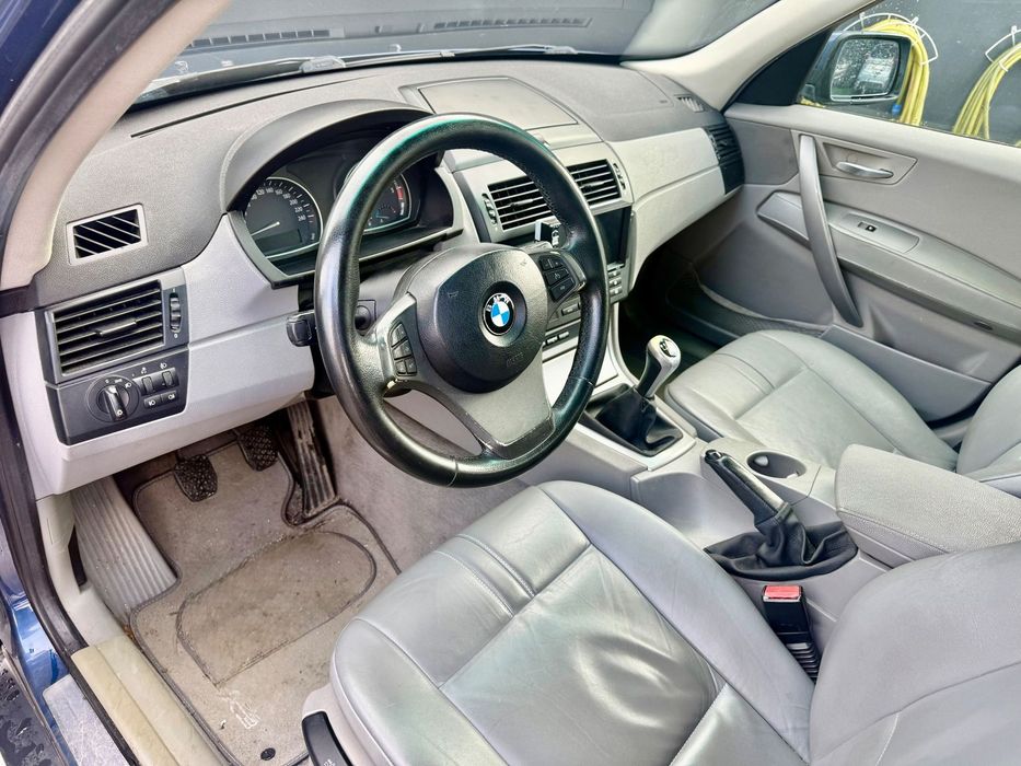BMW X3 2.0 d SE foto 3