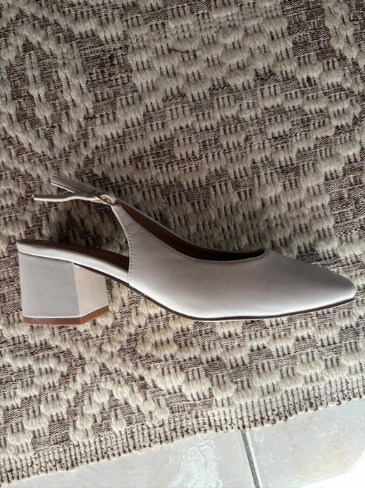 Sapatos mulher creme