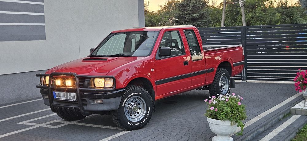 Opel Campo 2.5tdi Pickup 4x4 Ciężarowy do 3.5t