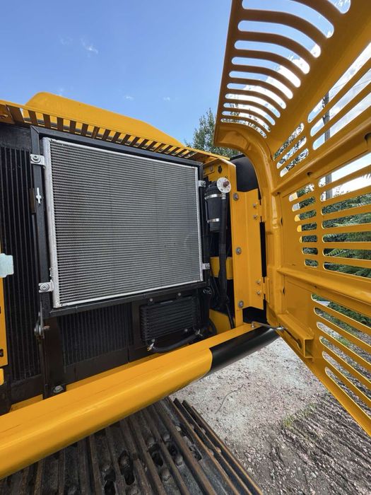 Гусеничний екскаватор JCB JS220NLC — новий, 2021 рік