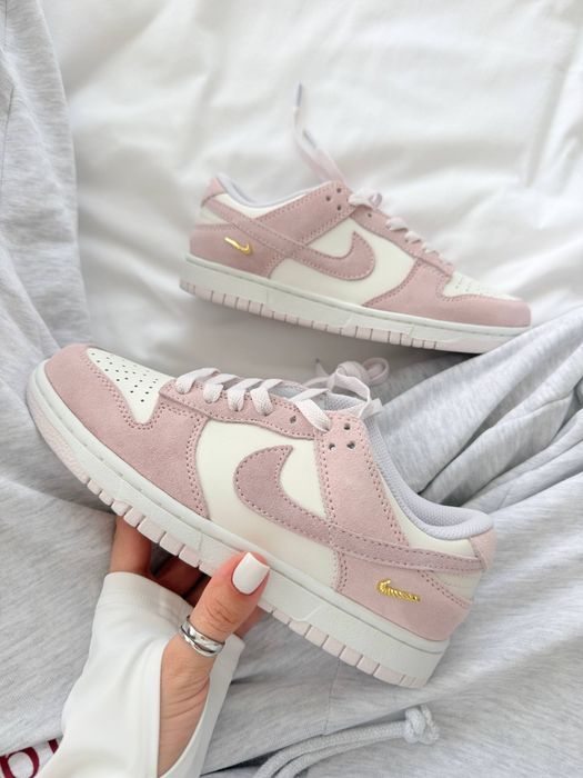 Nike Dunk Low Sail Pink трендові жіночі кросівки найк cб данк рожеві