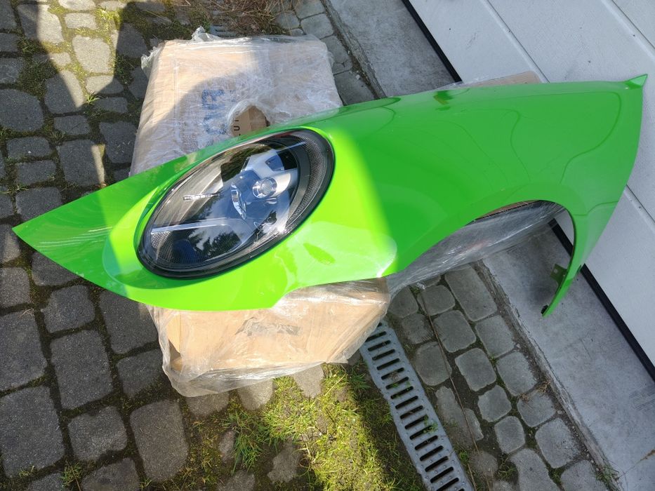 Porsche 911 992 błotnik lewy + lampa kompletna
