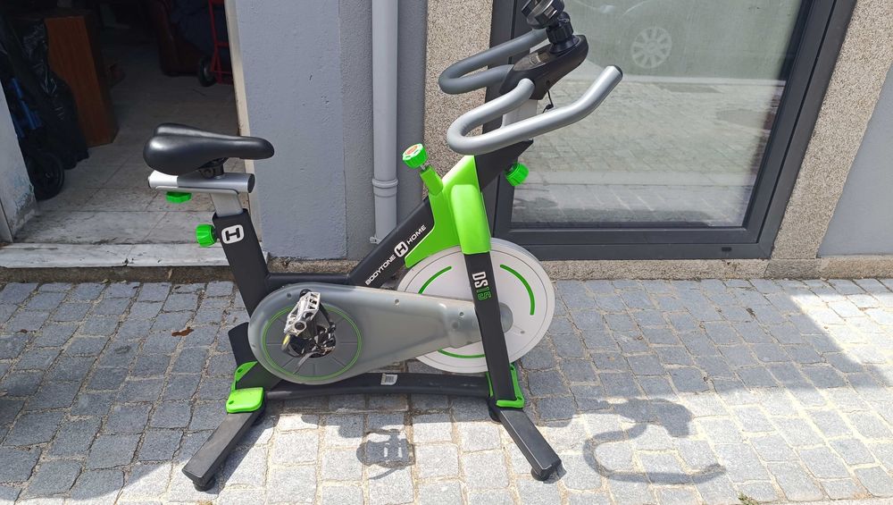 Vendo bicicleta fixa