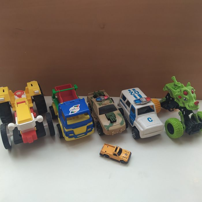 Набор    машинок