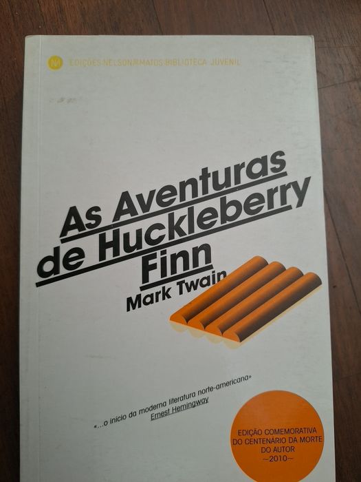 Livro As Aventuras de Huckleberry Finn de Mark Twain - edição comemorativa