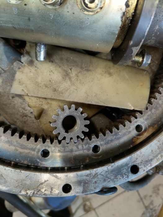 Minikoparka projekt sam podwozie wieniec