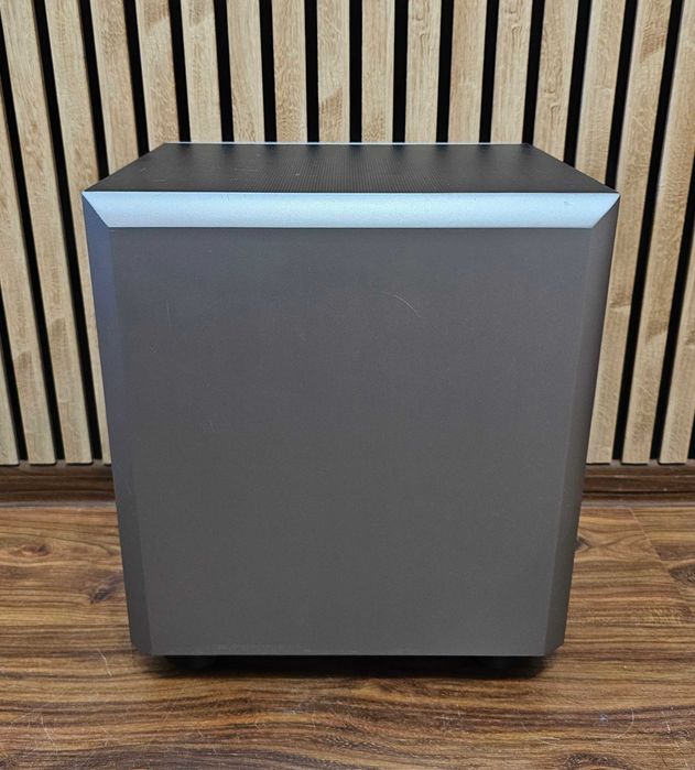 Subwoofer aktywny JBL SUB200/230