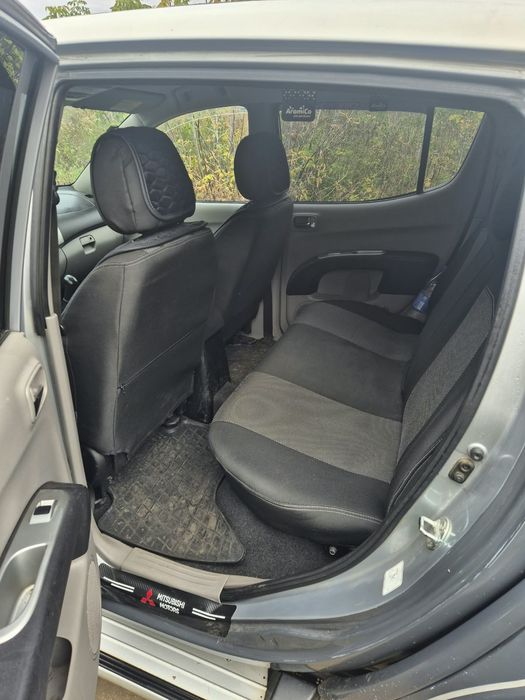 Mitsubishi L200 2011рік