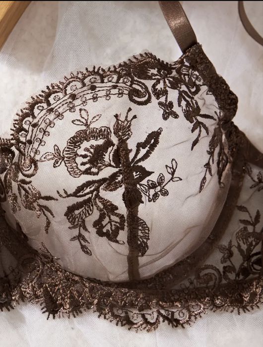 Красивий комплект білизни