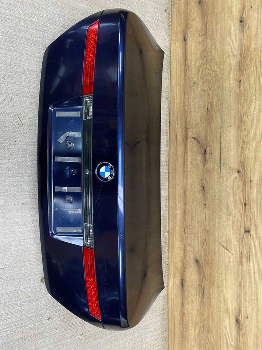 klapa/kufer tylny bmw 7/e65