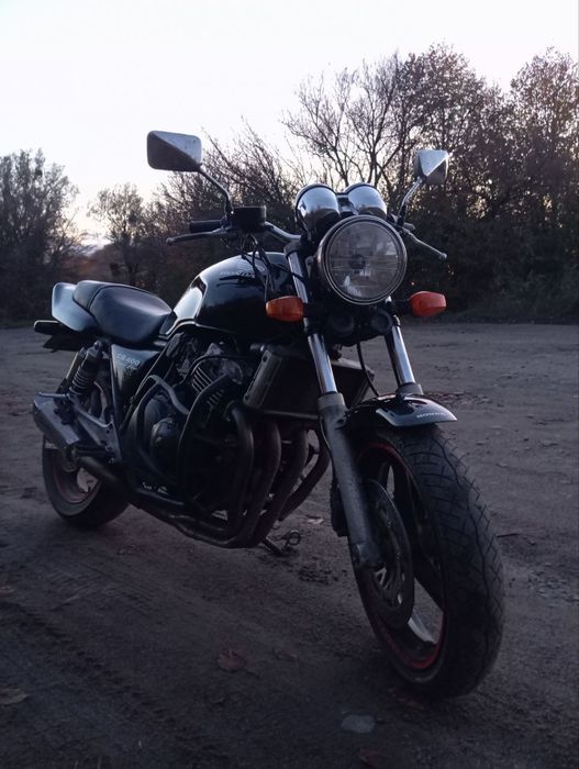 Продам хонду сб 400 sf