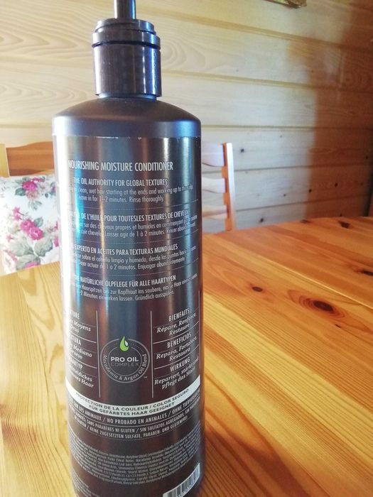Odżywka do włosów suchych, zniszczonych Macadamia Professional TH