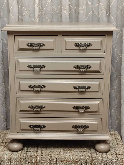 Camiseiro restaurado, único e original