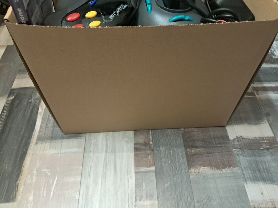 Zestaw różnej elektroniki