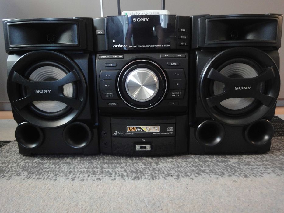 czarna sony w 100% sprawna