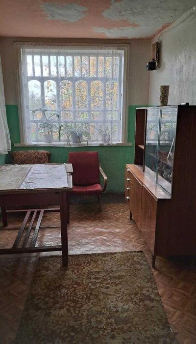 Продаж будинку в передмісті