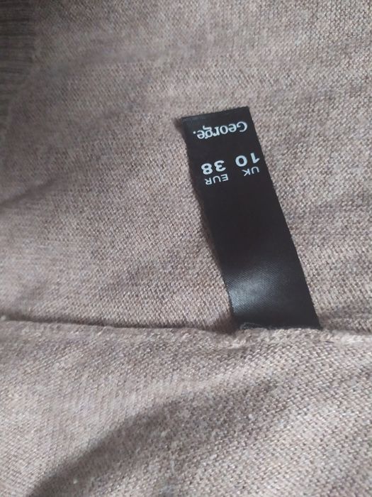 Asymetryczny kardigan