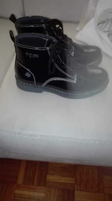 Botas pretas verniz