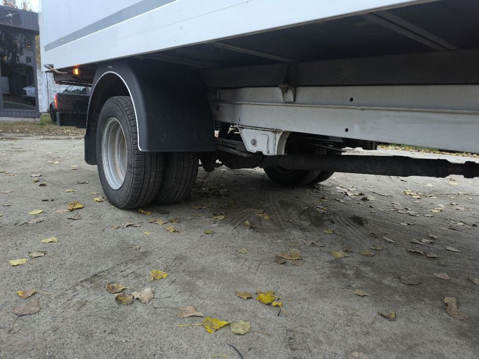 Оренда буса Mercedes Sprinter, прокат авто, будка, спарка, 3 тони