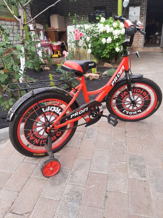 Продам новый  детский двухколесный велосипед Profi Original.