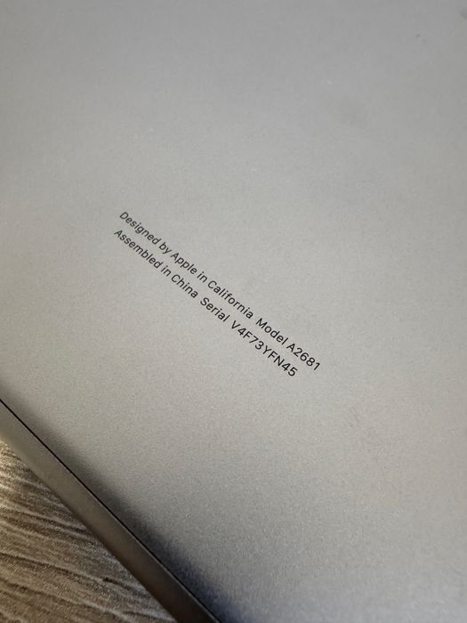 MacBookAir 13” space gray 2022 (m2) 8gb 512gb space grey