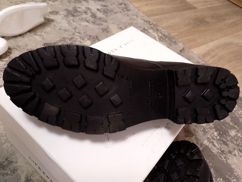 Туфлі жіночі шкіряні (дербі)