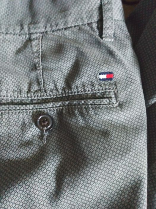 Продам штани Tommy Hilfiger