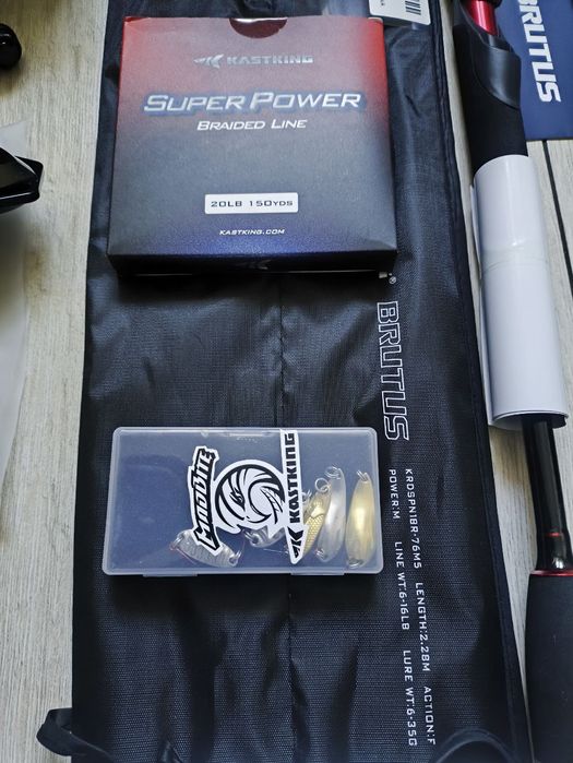 Набор KastKing, спиннинг Brutus, катушка Royale Legend lll, приманка