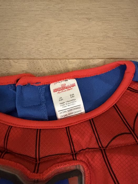 Stroj spidermana marvel roz 116