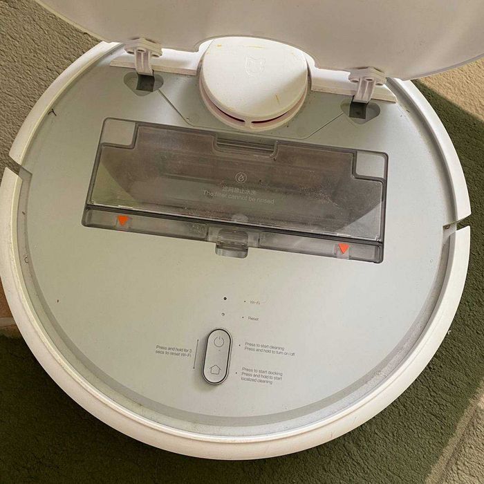 Робот-пилосос Xiaomi Mi Robot Vacuum Cleaner SDJQR02RR Білий