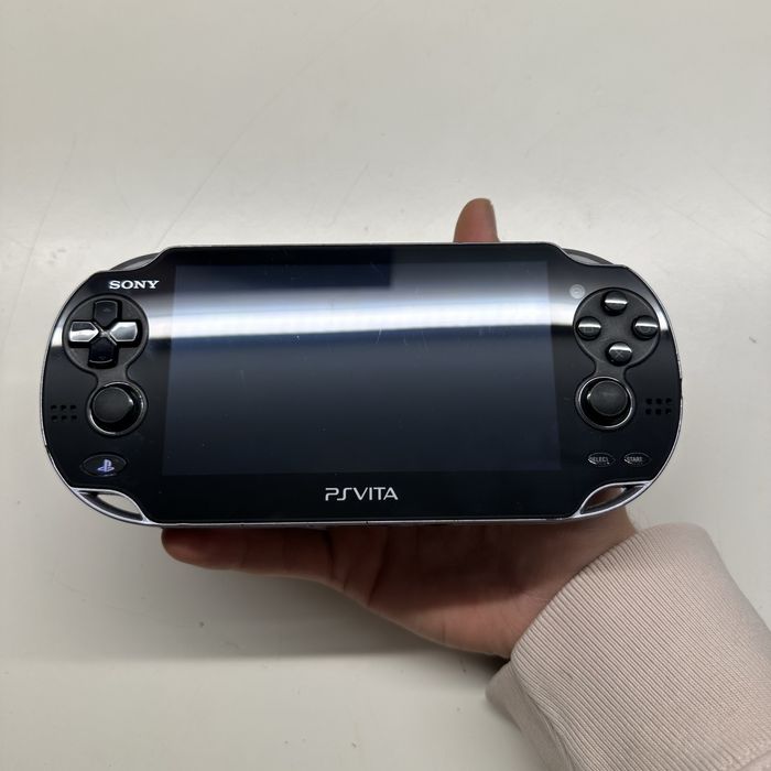Psvita fat 1000 (Modded, 4Gb) + carregador original