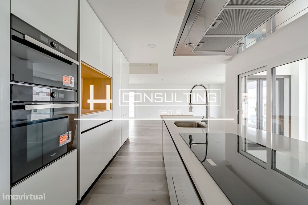 Moradia Isolada T4 DUPLEX Venda em Corroios,Seixal