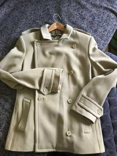 Krótki trencz beżowy, rozmiar 38