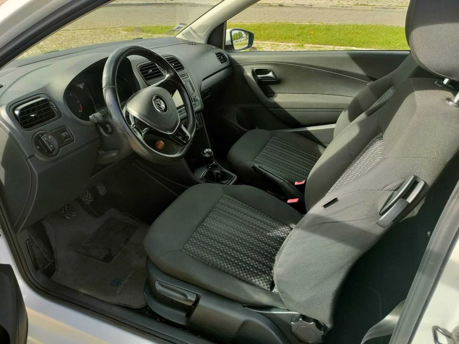 VW Polo 1.4 TDI ConfortLine - Comercial