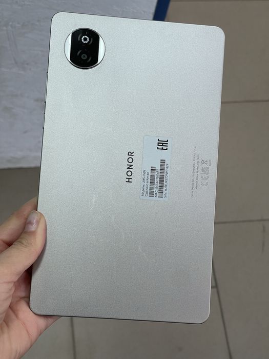 планшет Honor Pad X7 модель JMS-W09 4/128gb