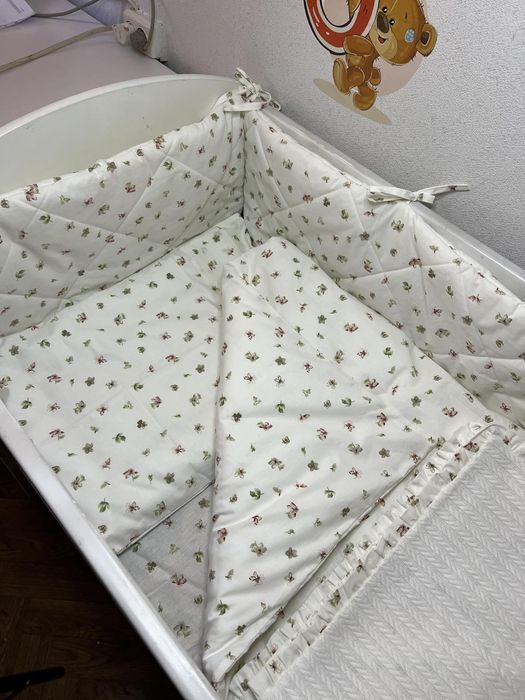 Набір в дитяче ліжечко