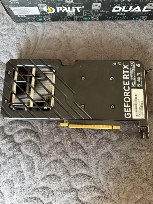 Відеокарта Palit GeForce RTX 4060 Dual OC 8GB GDDR6