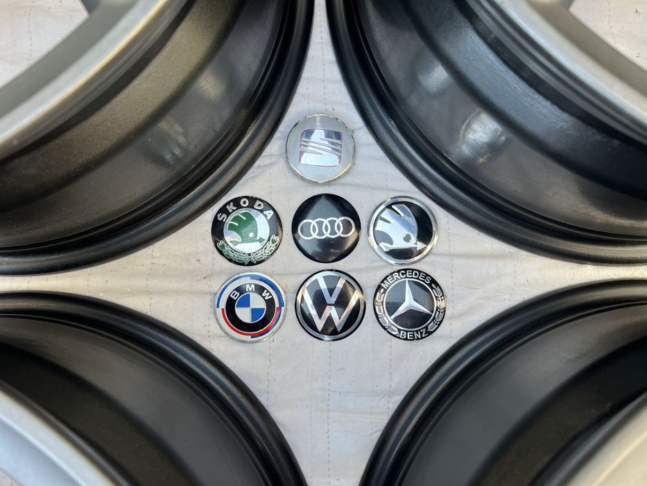 Borbet GERMANY r17 5x112 Mercedes VW Volkswagen Skoda Seat Audi Continental 225/45/17